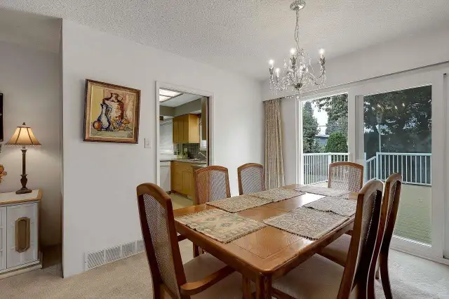 15115 EAGLE PLACE Surrey, British Columbia in Houses for Sale in Delta/Surrey/Langley - Image 11