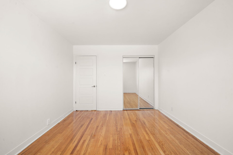 4.5 Style Condo,  Semi-Meublé 1550$ (28-103) 5