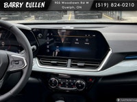 The sleek and stylish Chevrolet Trax LT in a stunning black finish is the perfect SUV that exemplifi... (image 9)