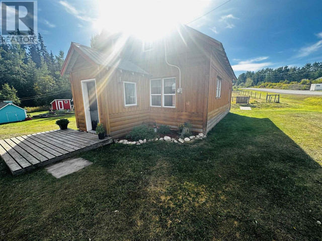 27206 KEEFE'S LANDING ROAD Burns Lake, British Columbia in Houses for Sale in Burns Lake - Image 4
