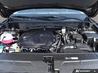 This Hyundai Tucson has a strong Regular Unleaded I-4 2.5 L/152 engine powering this Automatic trans... (image 5)