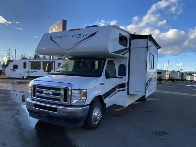 2023 Coachmen RV Freelander 29KB in RVs & Motorhomes in Dawson Creek - Image 28