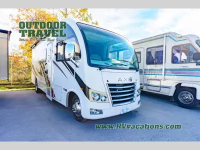 17,562 kms Thor Motor Coach Axis Class A gas motorhome 24.4 highlights: Cockpit Coffee Table Full Re...