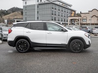 Backup Camera - Heated Front Seats - Keyless Ignition - Bluetooth The 2019 GMC Terrain SLE is a well... (image 9)