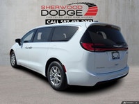 This Chrysler Pacifica has a dependable Regular Unleaded V-6 3.6 L/220 engine powering this Automati... (image 1)
