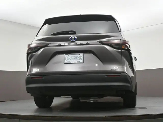 2024 Toyota Sienna XLE in Cars & Trucks in Dartmouth - Image 45