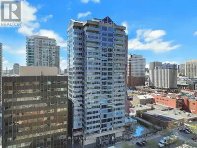 Welcome to the heart of Ottawa: the St-George, an excellently managed building known for its underst...