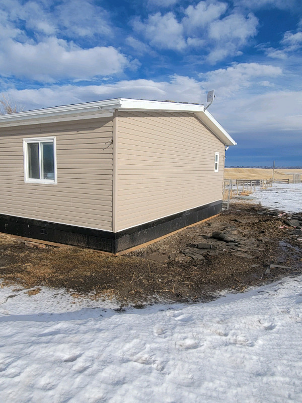 Mobile Home Insulated Skirting in Decks & Fences in Lethbridge - Image 4