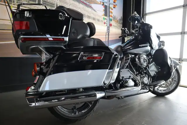 2012 Harley-Davidson Touring FLHTK - Electra Glide Ultra Limited in Sport Touring in Strathcona County - Image 6