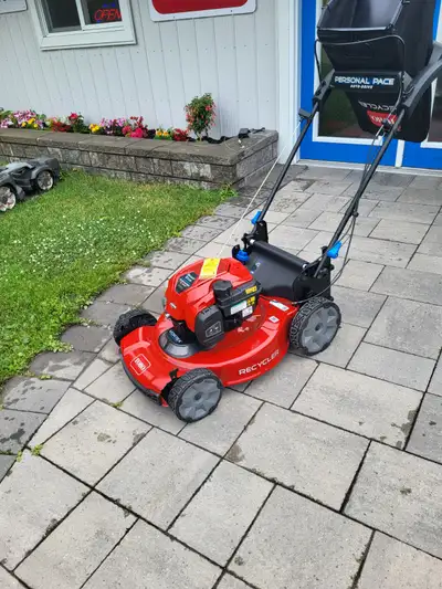 Toro 22" Recycler® w/Personal Pace® &SmartStow® (21465)Gas Mower, View more