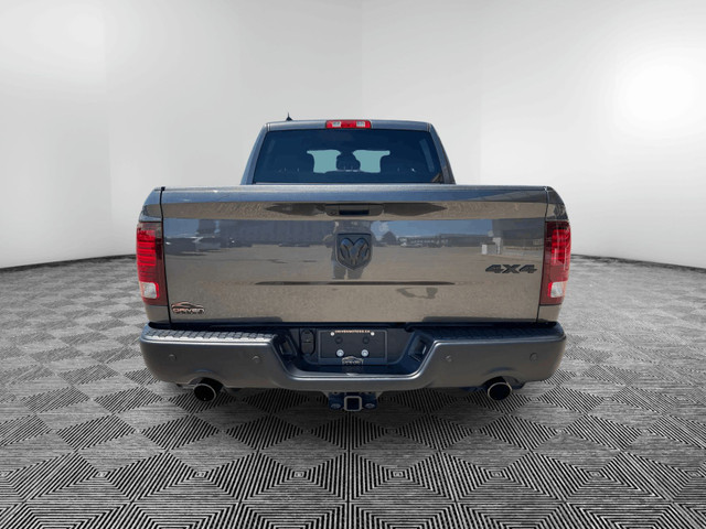 2024 Ram 1500 Classic Warlock 4x4 Hemi Crew Cab 5'7" Box in Cars & Trucks in Medicine Hat - Image 4