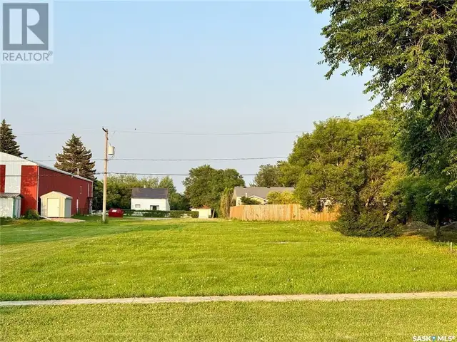 549 Ford STREET Bethune, Saskatchewan in Land for Sale in Moose Jaw - Image 12