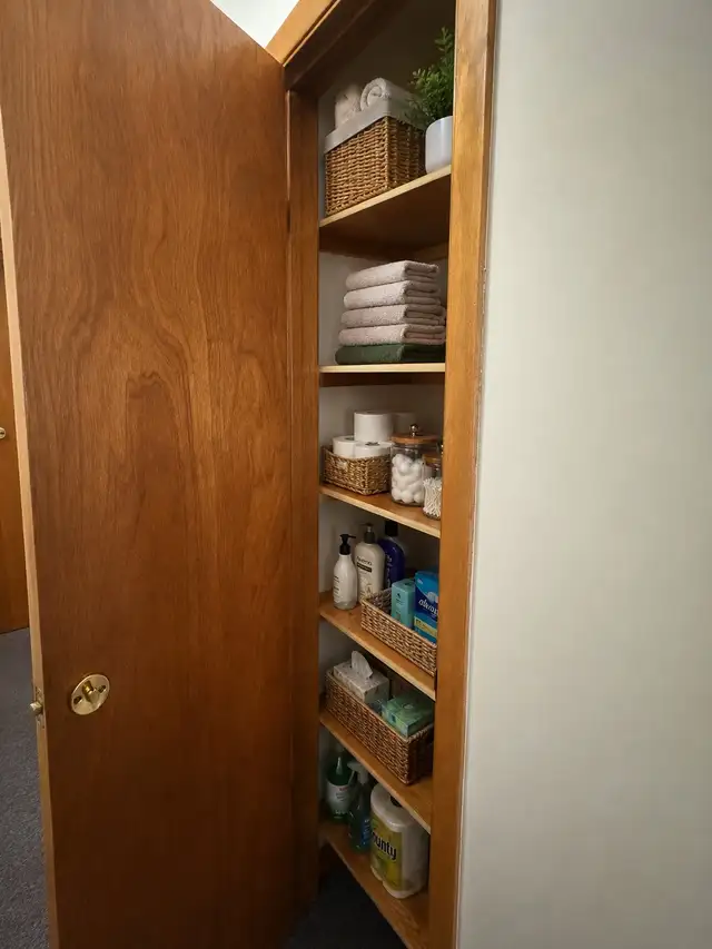 2 Bedroom for Rent on Lake St | Parking Included | Peterborough in Long Term Rentals in Peterborough - Image 15