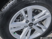 * quattro All-Wheel Drive (AWD) with an 8-speed automatic transmission * Leather upholstery, heated... (image 8)
