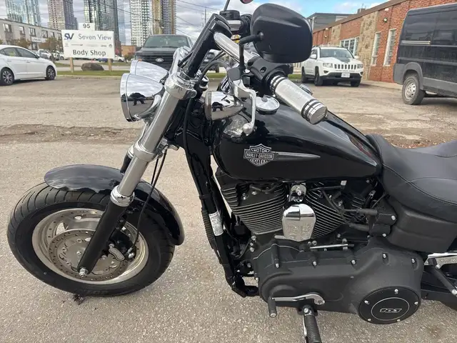 2012 Harley-Davidson Fat Bob ~ FAT BOB ~ 103CI ~ LOW KMS ~ CLEAN in Street, Cruisers & Choppers in City of Toronto - Image 19