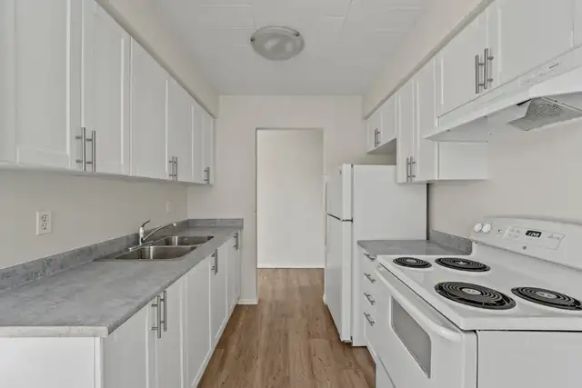 Da Vinci Tower and Mildon Tower Apartments - 2 Bedroom Apartment in Long Term Rentals in Windsor Region - Image 8