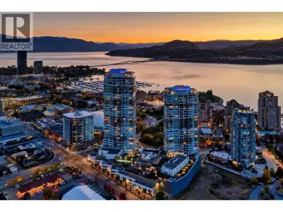 Live in luxury. This over 2600 sq. ft. sub-penthouse is situated within the prestigious ONE Water St...