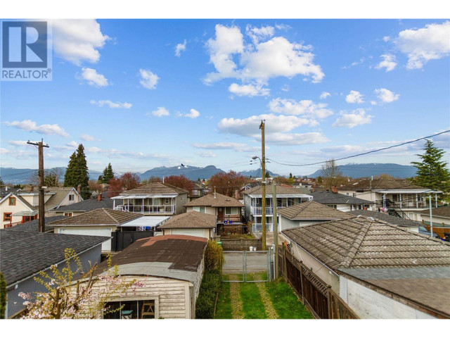 2631 NAPIER STREET Vancouver, British Columbia in Houses for Sale in Vancouver - Image 4