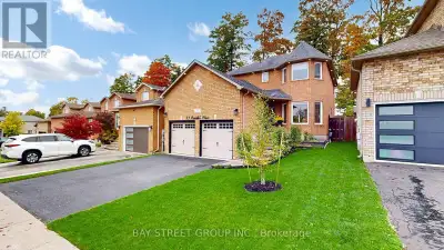 Welcome to your perfect updated family home in the heart of Painswick South! This inviting 2-storey...