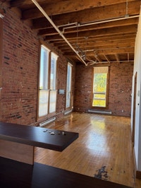 Promotion : 1 mois gratuit ! LOFTS D'ARTISTE À LOUER À MONTRÉAL Pour les besoins du quotidien, le Ma... (image 4)