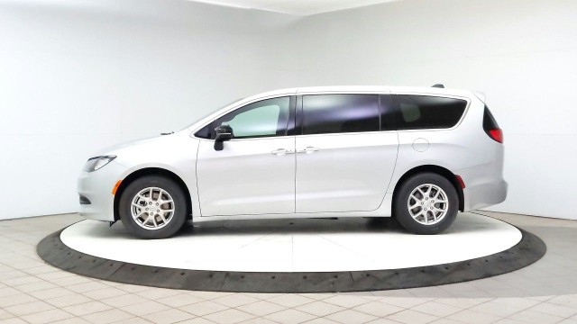 2026 Chrysler Grand Caravan in Cars & Trucks in Lethbridge - Image 2
