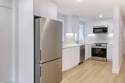 Renovated Akelius studio apartment for rent. Located near Mont-Royal in the Plateau Mont-Royal neigh...