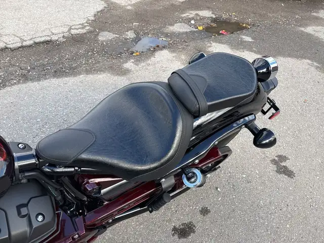 2020 Yamaha Bolt ~ YAMAHA BOLT ~ CUSTOM PAINT ~ COOL BIKE ~ LOW  in Street, Cruisers & Choppers in City of Toronto - Image 20