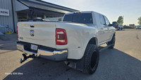Navigation, Cooled Seats, Leather Seats, Heated Rear Seats, Heated Steering Wheel, Premium Audio, Si... (image 4)
