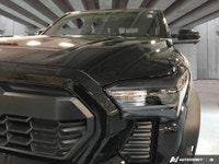 2025 Toyota Tacoma Hybrid TRD Off-Road Only 5,852 KM | Like New & Fully Reconditioned Available Now... (image 7)