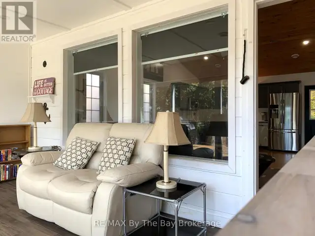 11 CABIN CRESCENT Wasaga Beach, Ontario in Houses for Sale in Oakville / Halton Region - Image 25