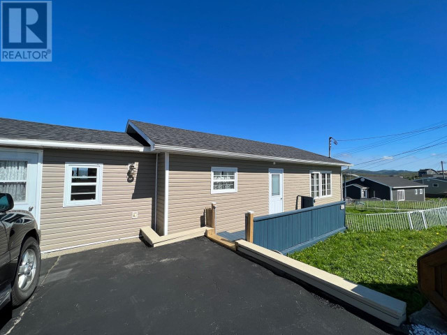 90 Grand Bay Road Channel-Port aux basques, Newfoundland & Labra in Houses for Sale in Corner Brook - Image 3