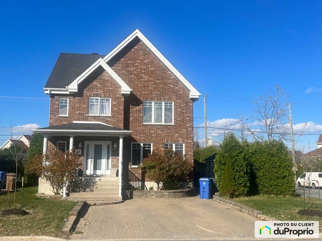 $779,000 - 2 Storey for sale in St-Constant — photo 1