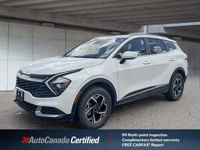 Navigate Canadian roads with confidence in this well-maintained 2023 Kia Sportage LX. This fresh tra...