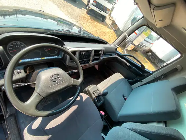 2017 Hino 338 Low Kms in Heavy Trucks in Abbotsford - Image 12