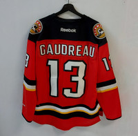 (76266-1) Reebok Gaudreau Calgary Flames Jersey Sz: Lg