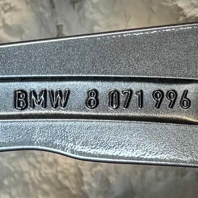 (99%) 4x BMW X5 | X6 20" OEM All Season Wheels Package in Tires & Rims in City of Toronto - Image 8