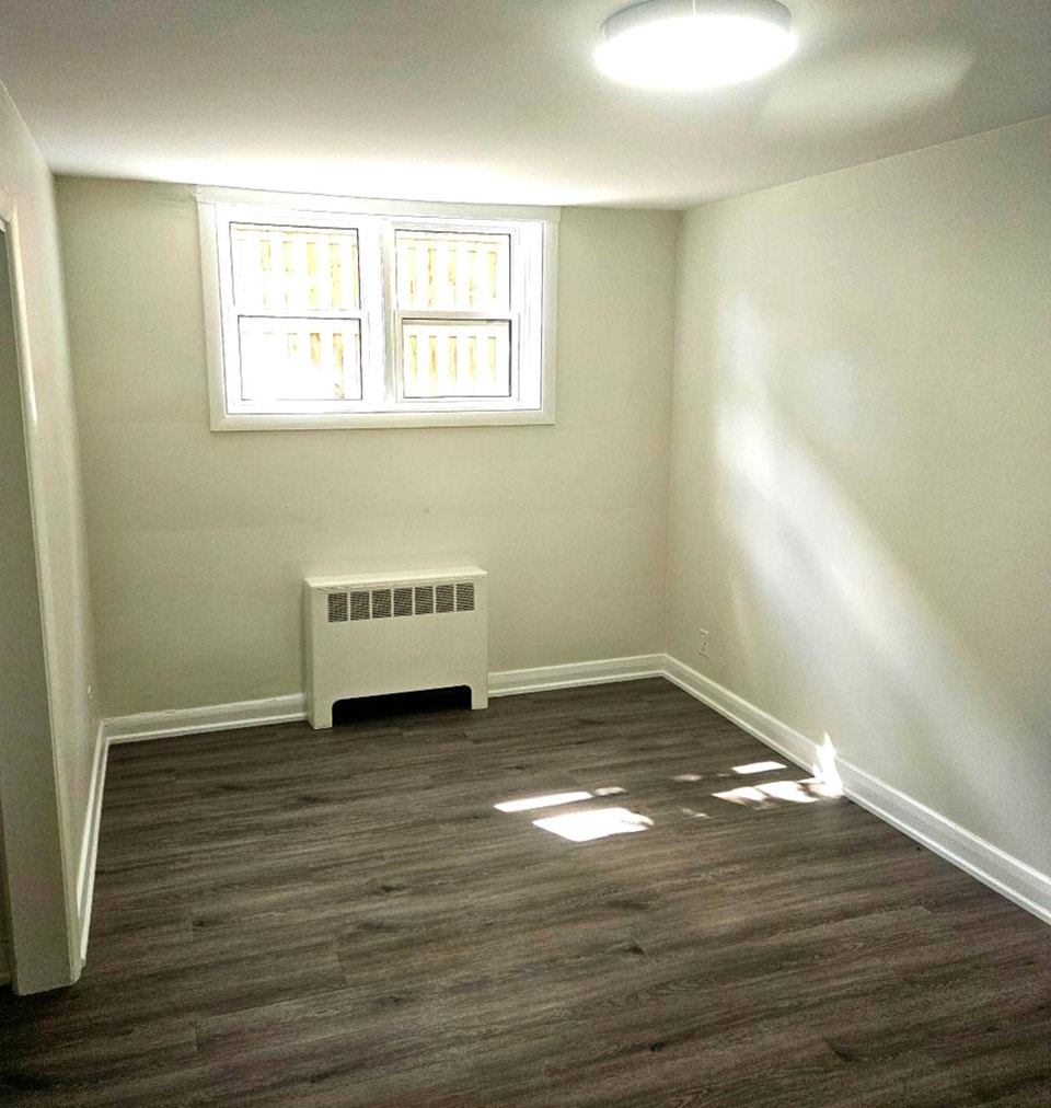 Beautiful 1 Bedroom - PRIME North Oshawa 5
