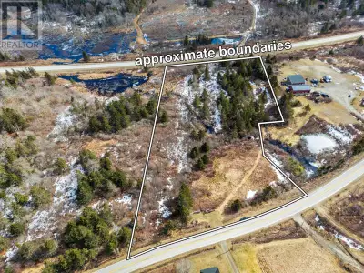 Beautiful 4.21-acre property located in the quiet community of Beaver River, just 20 minutes from Ya...