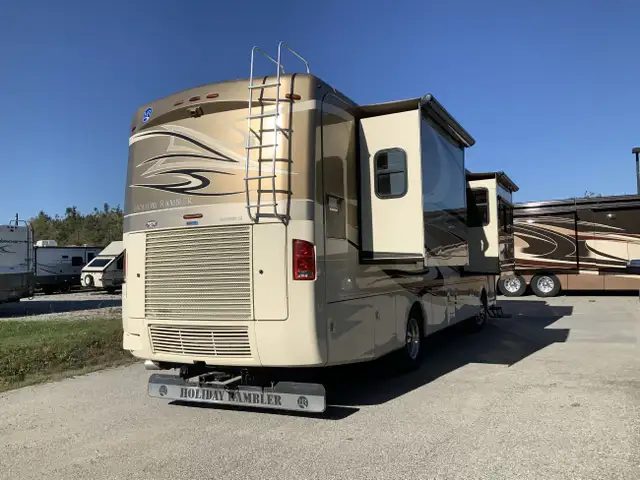 2011 Holiday Rambler Ambassador 36PFT in RVs & Motorhomes in Barrie - Image 7