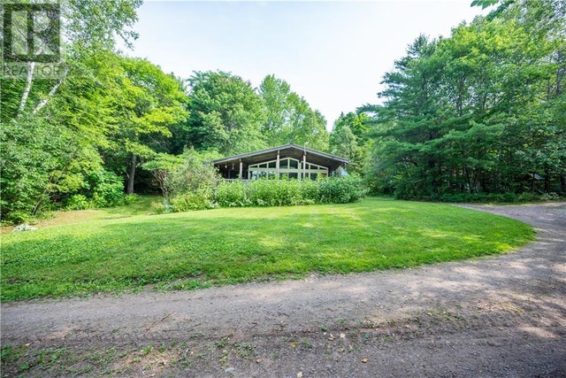 4473 HIGHWAY 132 HIGHWAY Renfrew, Ontario Houses for Sale Renfrew