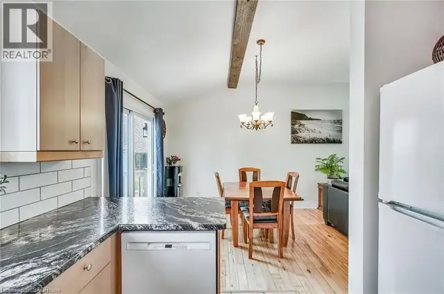 8 BEACH Road Lowbanks, Ontario in Houses for Sale in St. Catharines - Image 20
