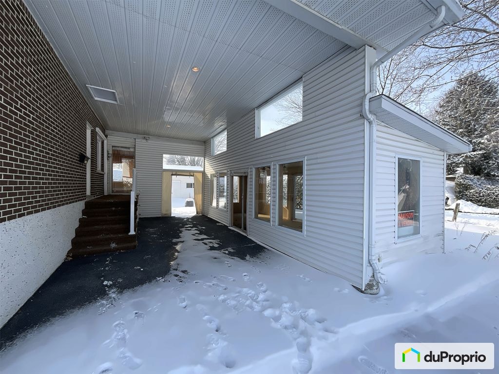 $599,000 - Bungalow for sale in St-Hyacinthe (St-Thomas-D'Aquin) — photo 3