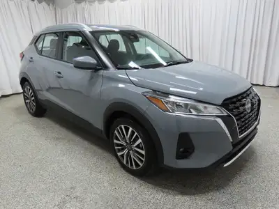 One owner 2024 Nissan Kicks SV comes equipped with blind spot warning, intelligent cruise control, a...