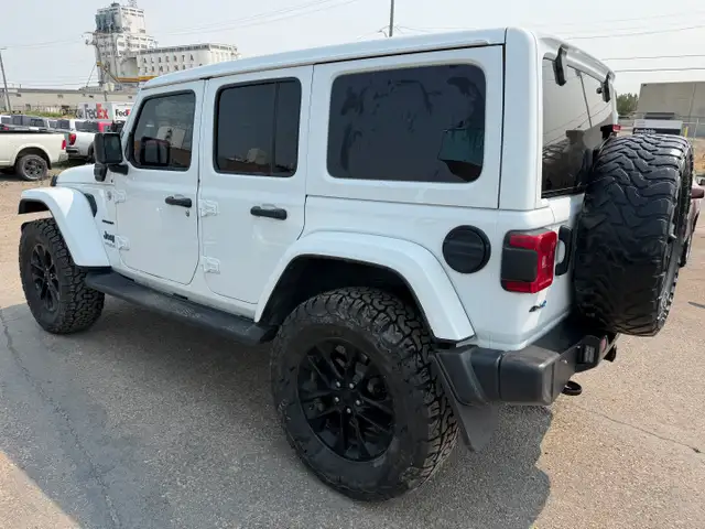 2021 Jeep Wrangler 4xe Unlimited Sahara in Cars & Trucks in Lethbridge - Image 5