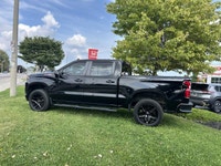 Conquer any terrain with this 2021 Chevrolet Silverado 1500 LT Trail Boss Crew Cab, boasting a power... (image 6)