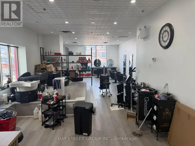 2ND FLR - 266 SPADINA AVENUE Toronto (Kensington-Chinatown), Ont in Commercial & Office Space for Rent in City of Toronto - Image 8