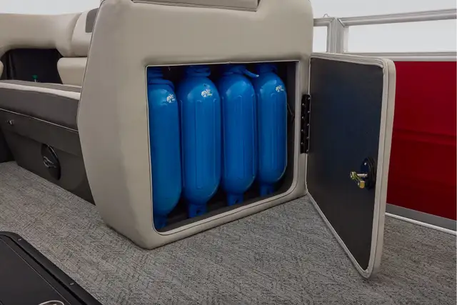 2026 Sun Tracker Fishin' Barge 22 XP3 TRITOON-pontoon boat in Powerboats & Motorboats in Vernon - Image 15