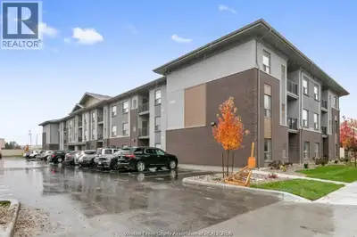 Welcome to Oakdale Trails, one of LaSalle's 3 storey, luxury condos for lease. This cozy building of...