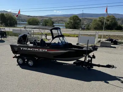 $74,995 -$3,000 [CLEAR THE DECK SALE] $71,995 or $282 BWKLY *Offer Expires at the End of the Month w...