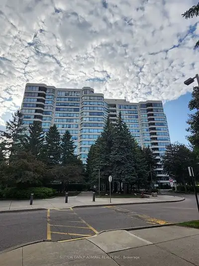 Fabulous Corner Unit With Balcony. Ensuite Laundry. New Laminate Flooring In Living Room, Bedrooms....